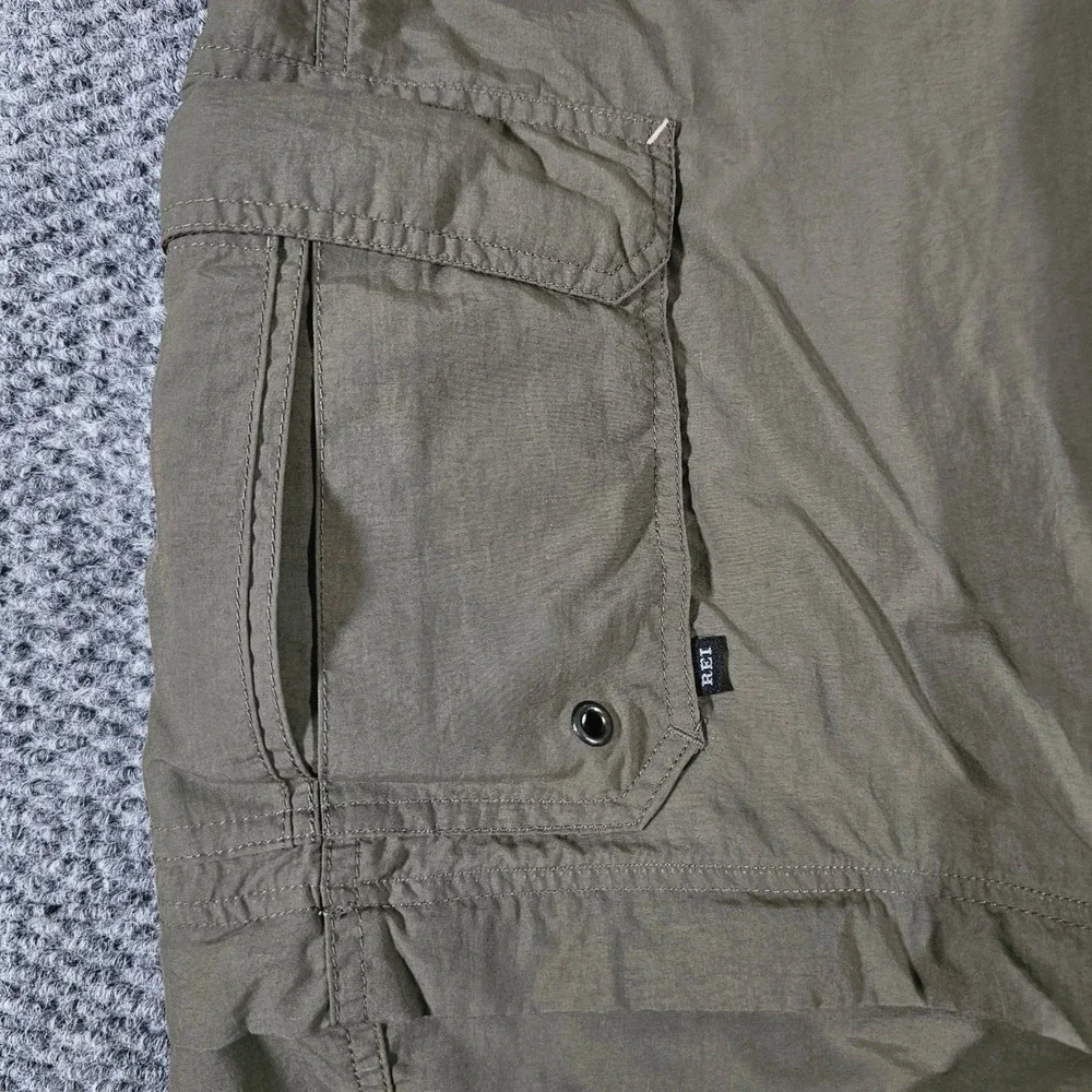 REI‎ Co-op Zip-Off Convertible Cargo Hiking Pants Olive Green Large/32 Mens